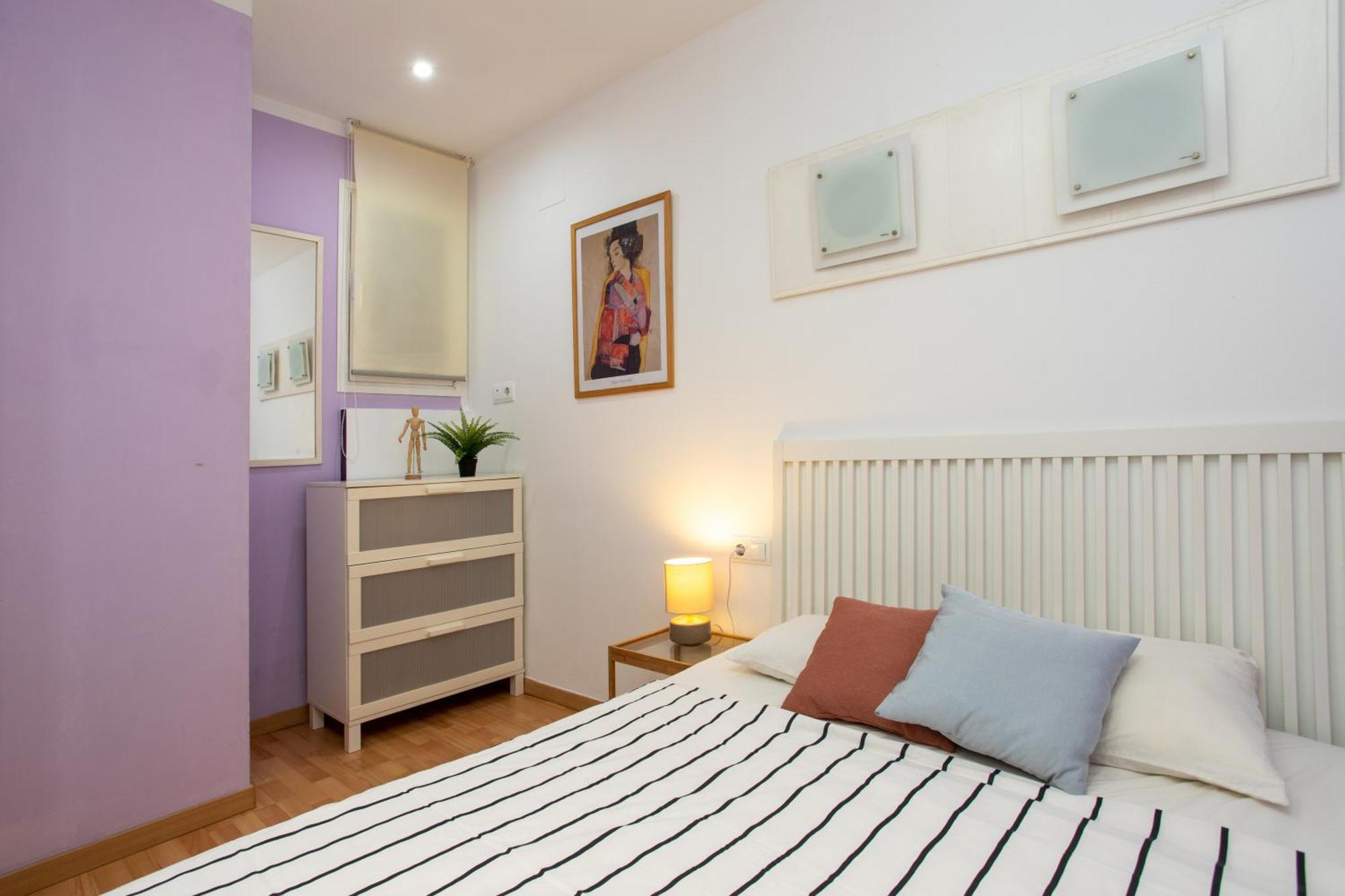 Cozy Exiample Getaway With Patio Apartment Barcelona